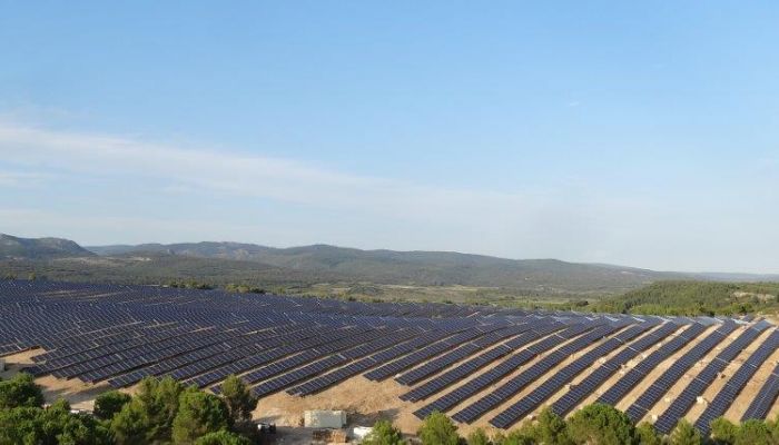 Lieu : SallÃ¨les-CabardÃ¨s (Languedoc-Roussillon) - SociÃ©tÃ© : SAS PARC SOLAIRE DE SALLELES - Puissance : 6 847 KW - Date de construction : 2014